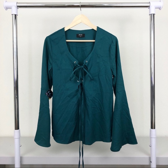 NWT Nasty Gal Plunging Lace Up Bell Sleeve Top - Picture 5 of 8